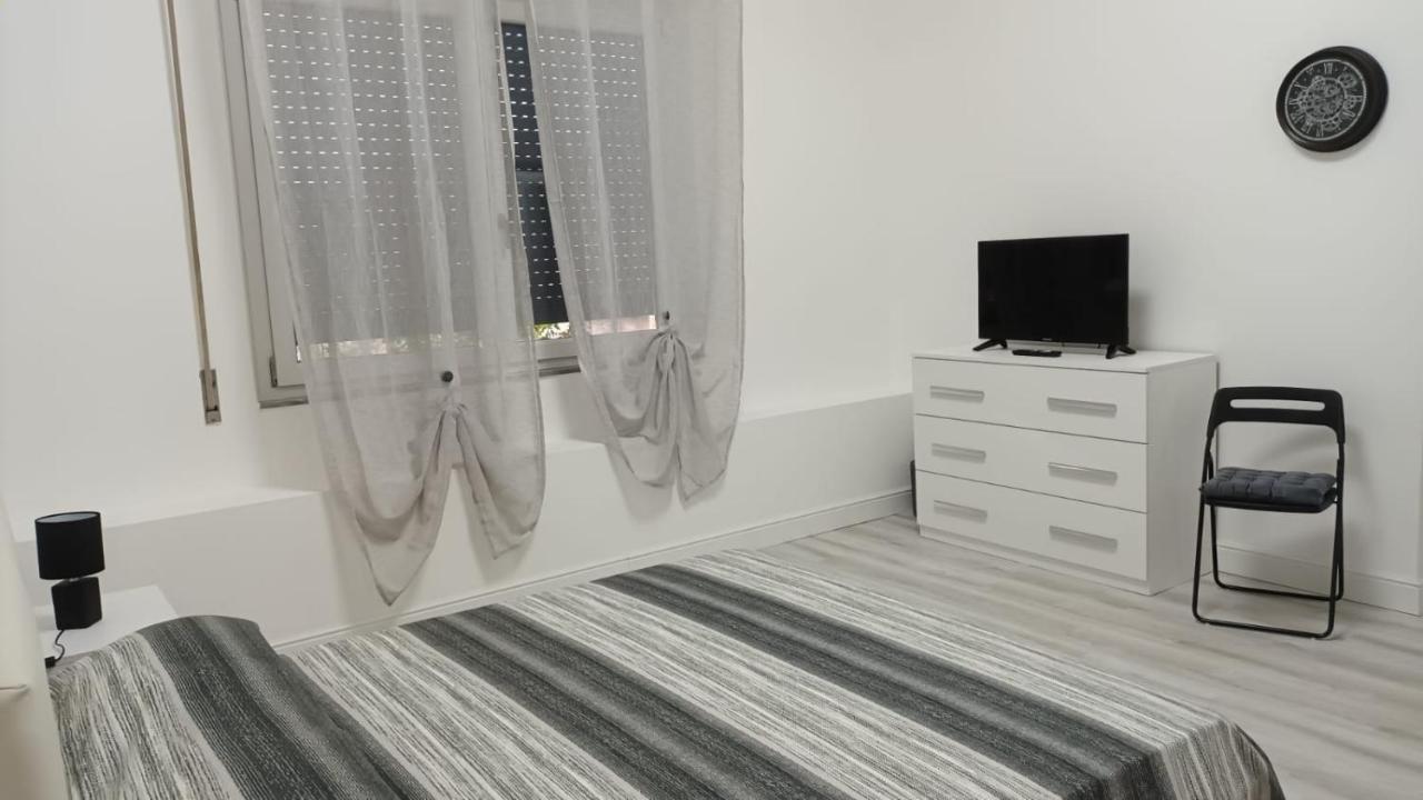 La Laguna Rooms SantʼAntìoco Εξωτερικό φωτογραφία